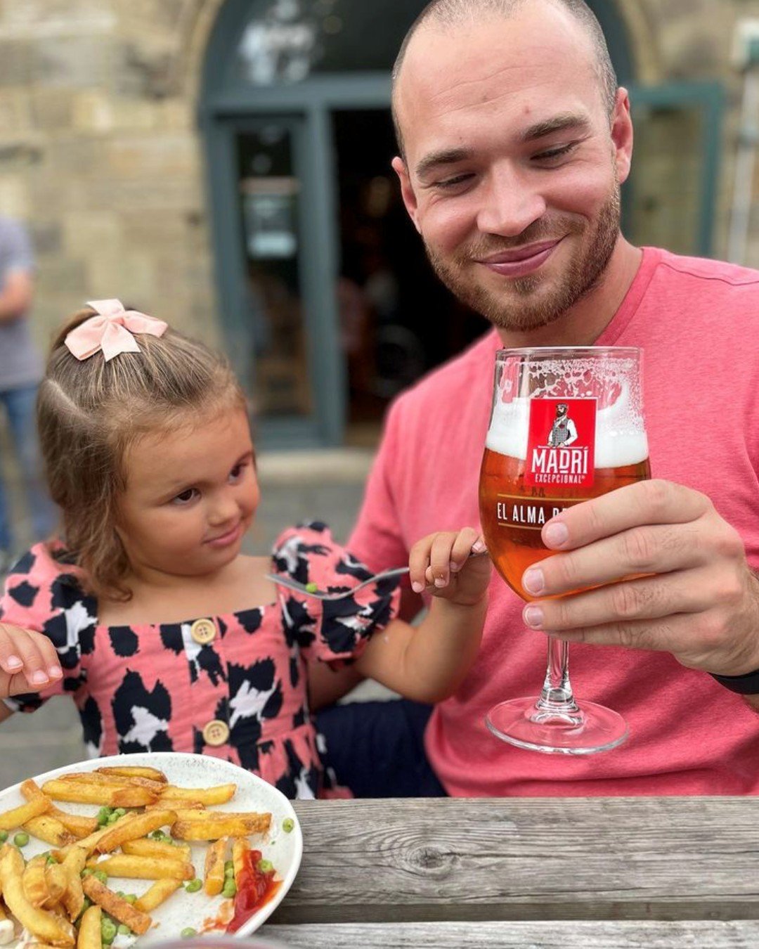The perfect Father's Day is... a Sunday roast, followed by a toast 👌

No wrapping, no panic-buying... simply book a table at the Deerhouse and we&rsquo;ll gift Dad a free drink... (and even let you take the credit). 🍻

🍽️ Book online: ruddingholid