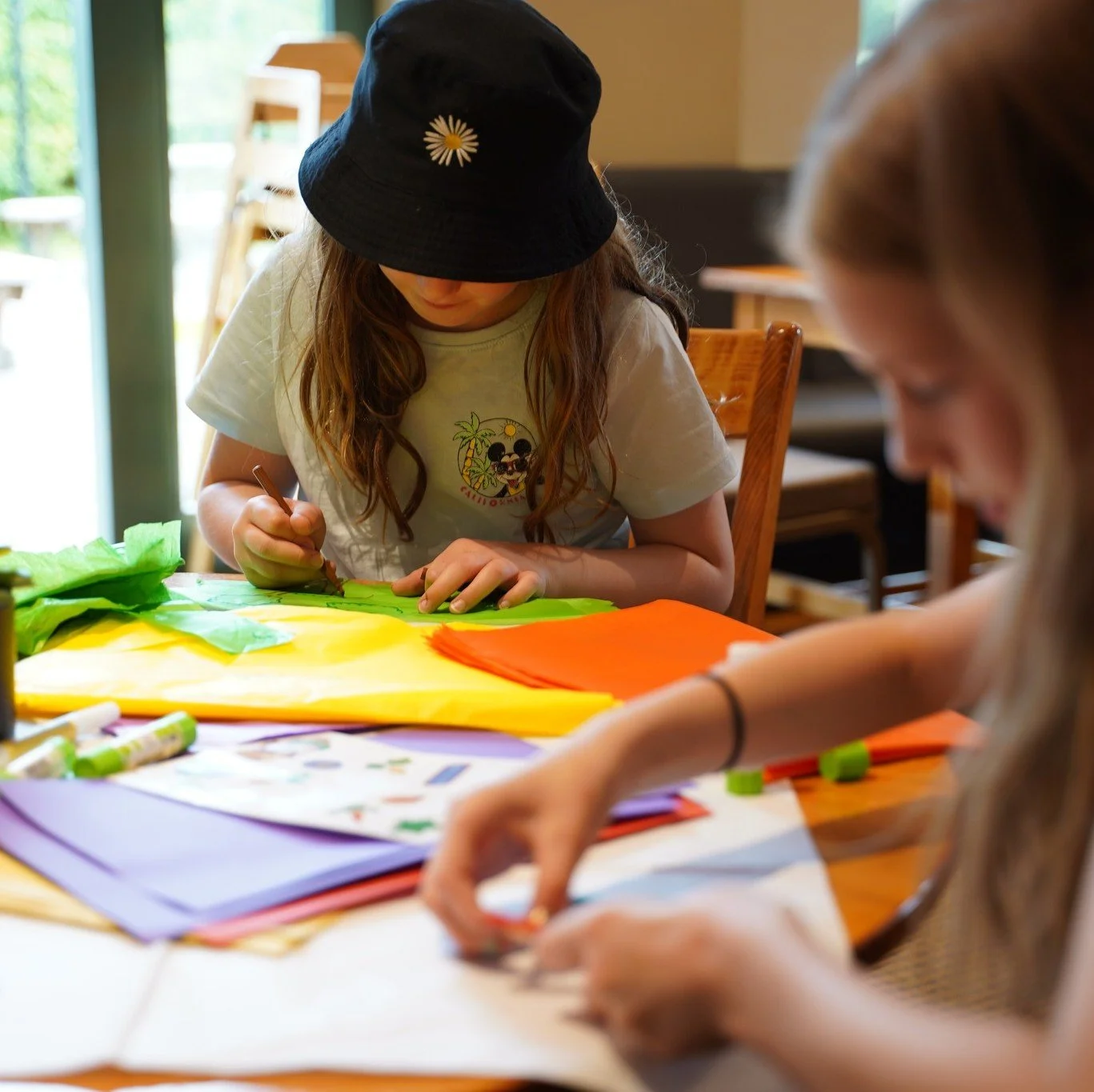 It's time to hatch your Easter plans 🐣✨

Our Easter events schedule, packed with family friendly fun, is now available to view!

What will you try first? 👀

What's on: https://www.ruddingholidaypark.co.uk/whats-on

@harrogatemumbler 

#RuddingHolid