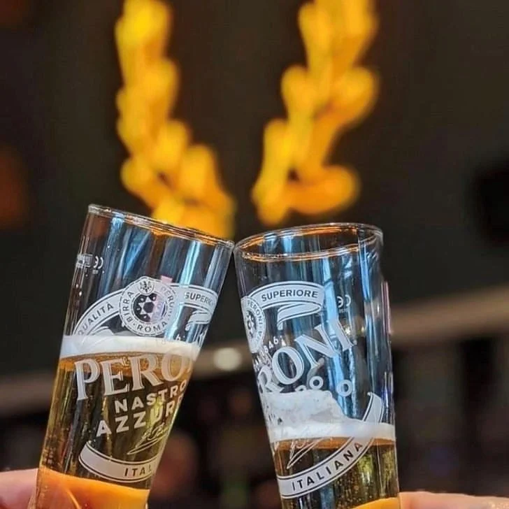 Cheers to the Easter Holidays 🍻

✅Extended hours at the Deerhouse
Monday - Thursday 12pm - 10pm
Friday &amp; Saturday 12pm - 11pm
Sunday 12pm - 8pm
View Menu: https://www.ruddingholidaypark.co.uk/food-drink

✅Extra swim sessions
Make a splash, Monda