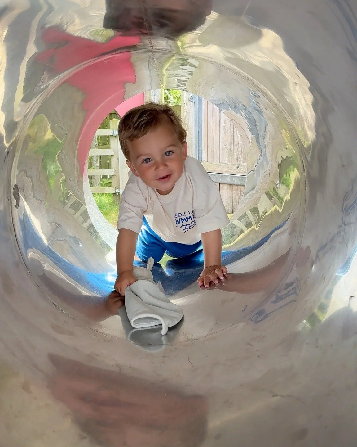 Don&rsquo;t be late for a very important Easter date&hellip; ✨🐰

This Easter Sunday at The Deerhouse, we&rsquo;re inviting you to head down the rabbit hole 🕳️ and hop into a day full of family fun!

🌷 Easter Bunny Trail | 12&ndash;2pm
Find your eg