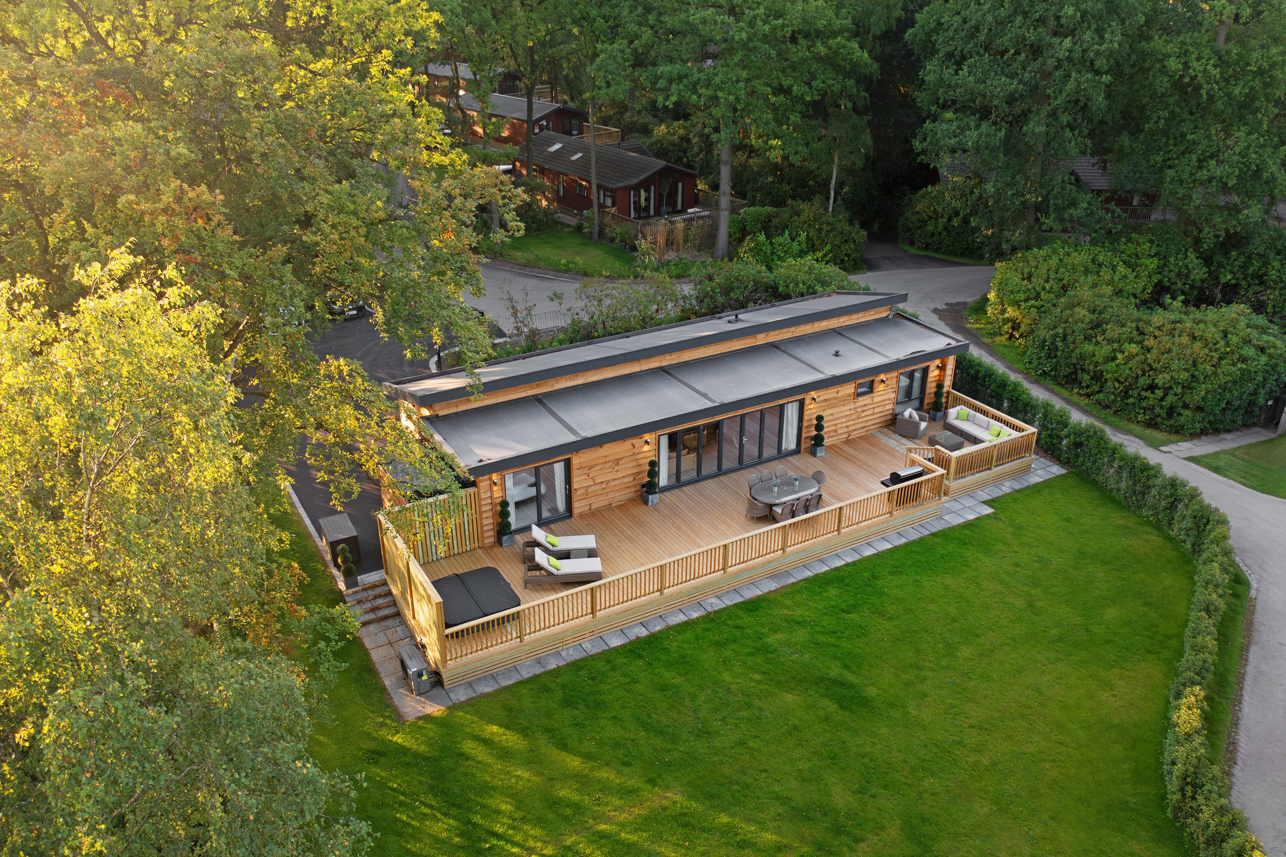 Willow_exterior_03.jpg