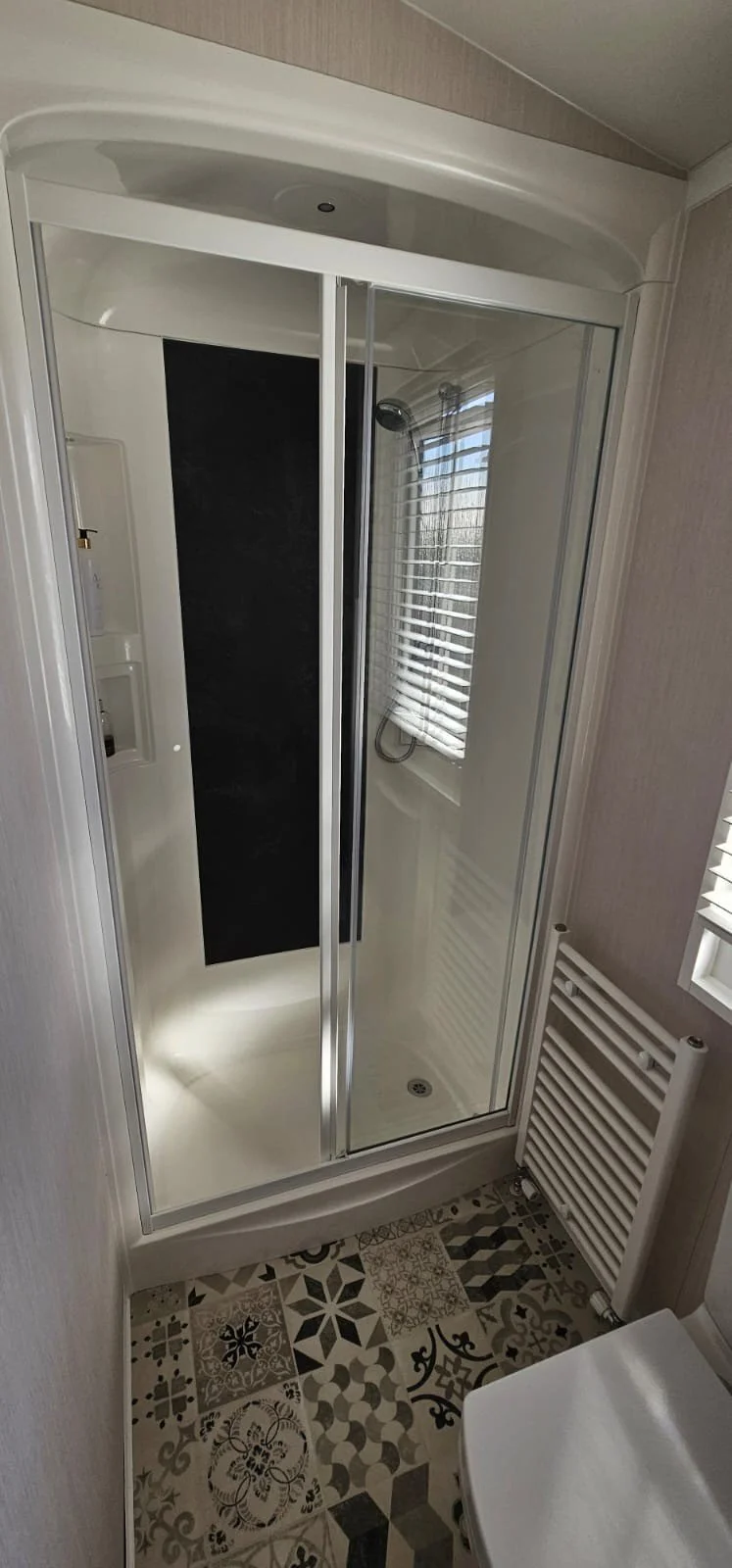 shower.jpg