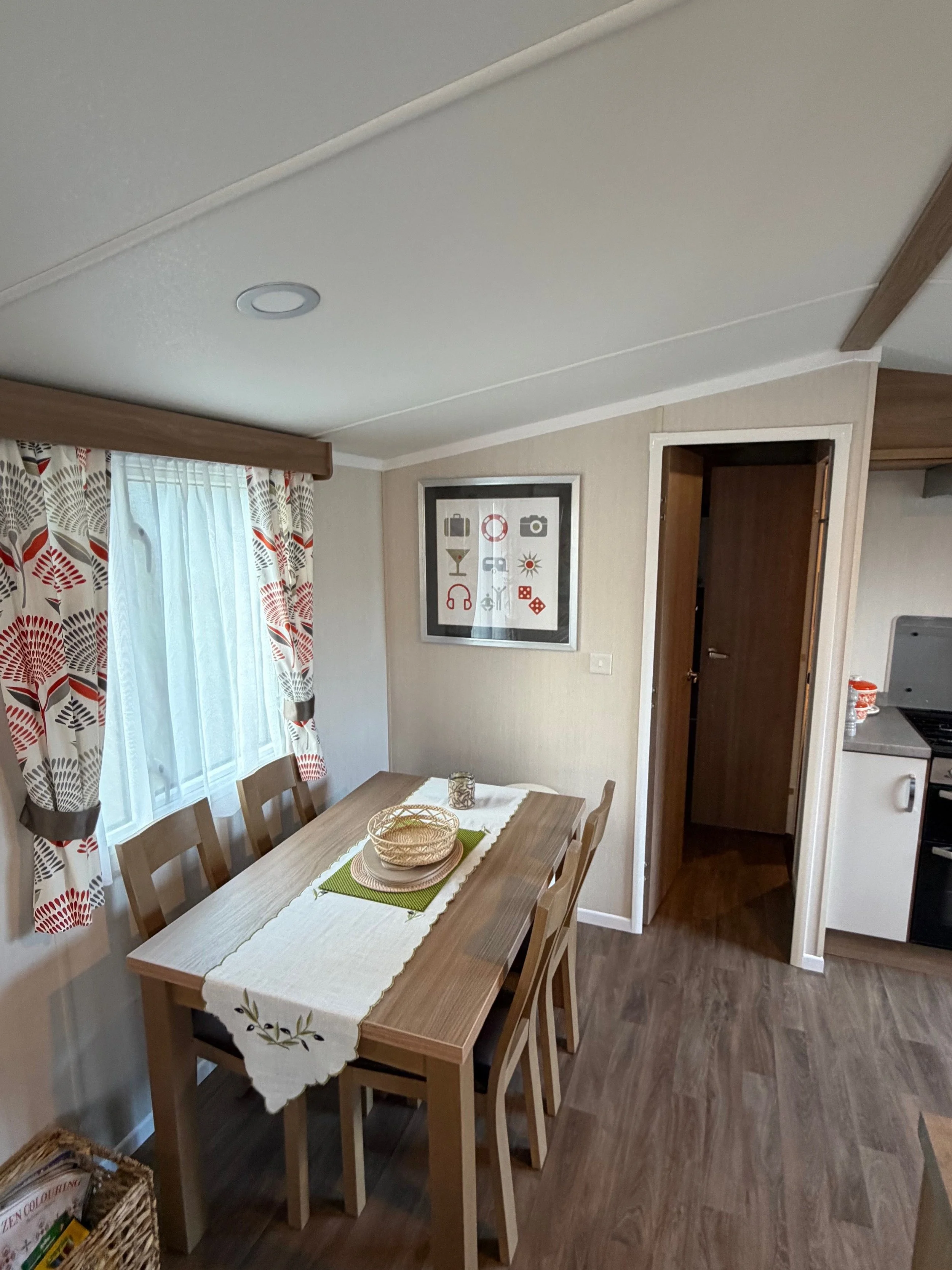 54 beechwood kitchen.jpg