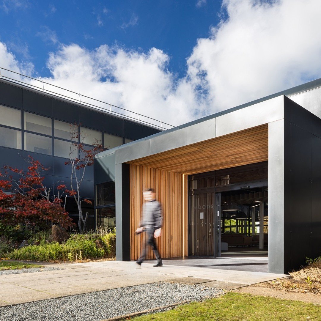 CoARC were appointed by @officeprinciples to help them with an office and laboratory refurbishment scheme in Warwick. As well as gaining planning permission for the external changes to the whole building, we developed the design and then the technica