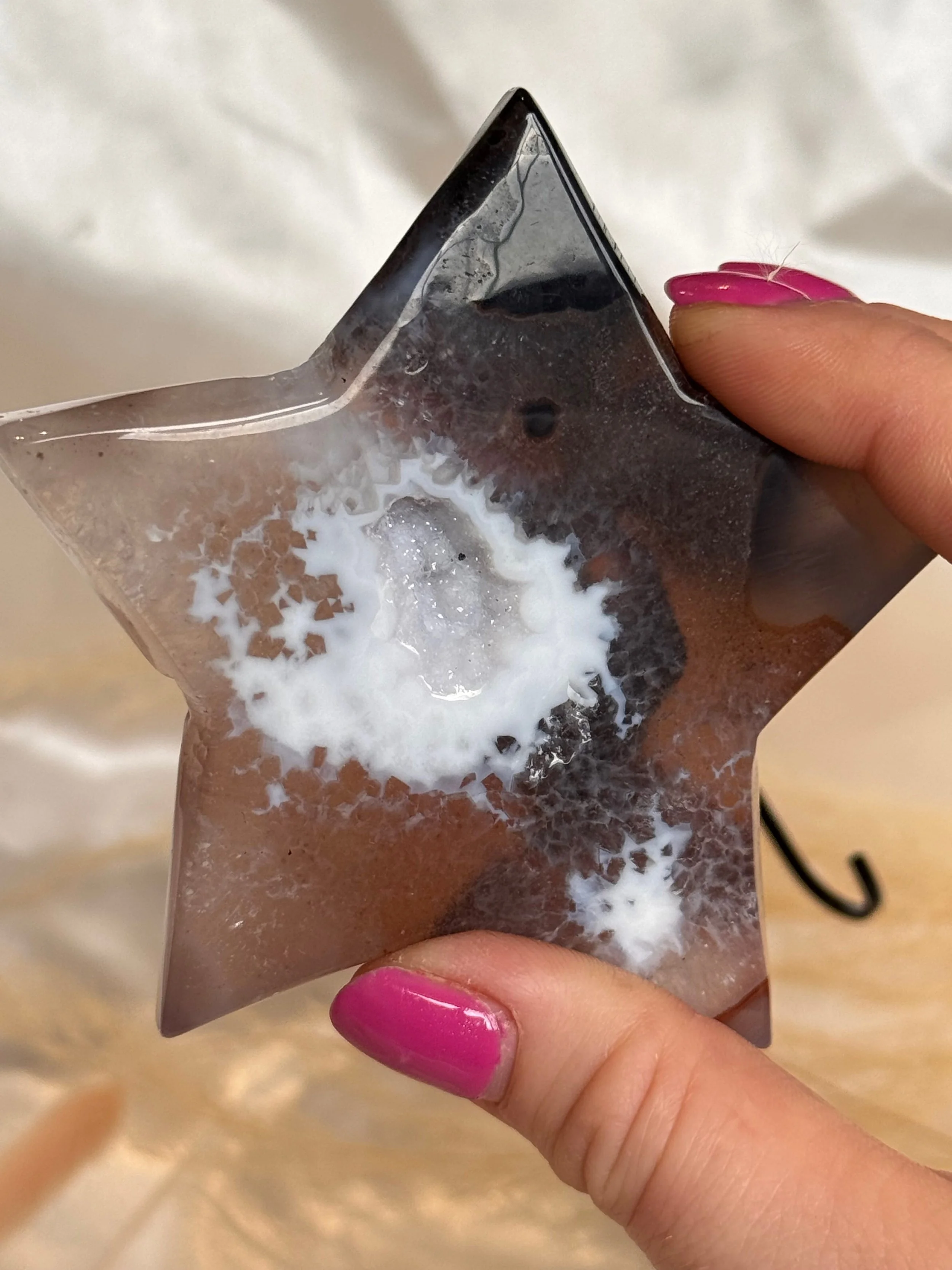 Druzy Agate Star On Stand