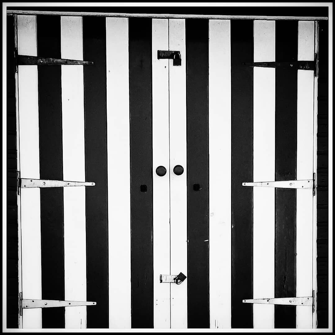 Stripes
-
-
-
#blackandwhite #blackandwhitephotography #fineart #fineartphotography #stripes #photographyforsale #printsforsale #abstract #abstractart #abstractphotography #contemporary #contemporaryphotography