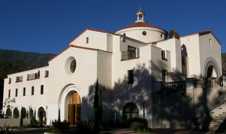 Saint Thomas Hall_02.JPG