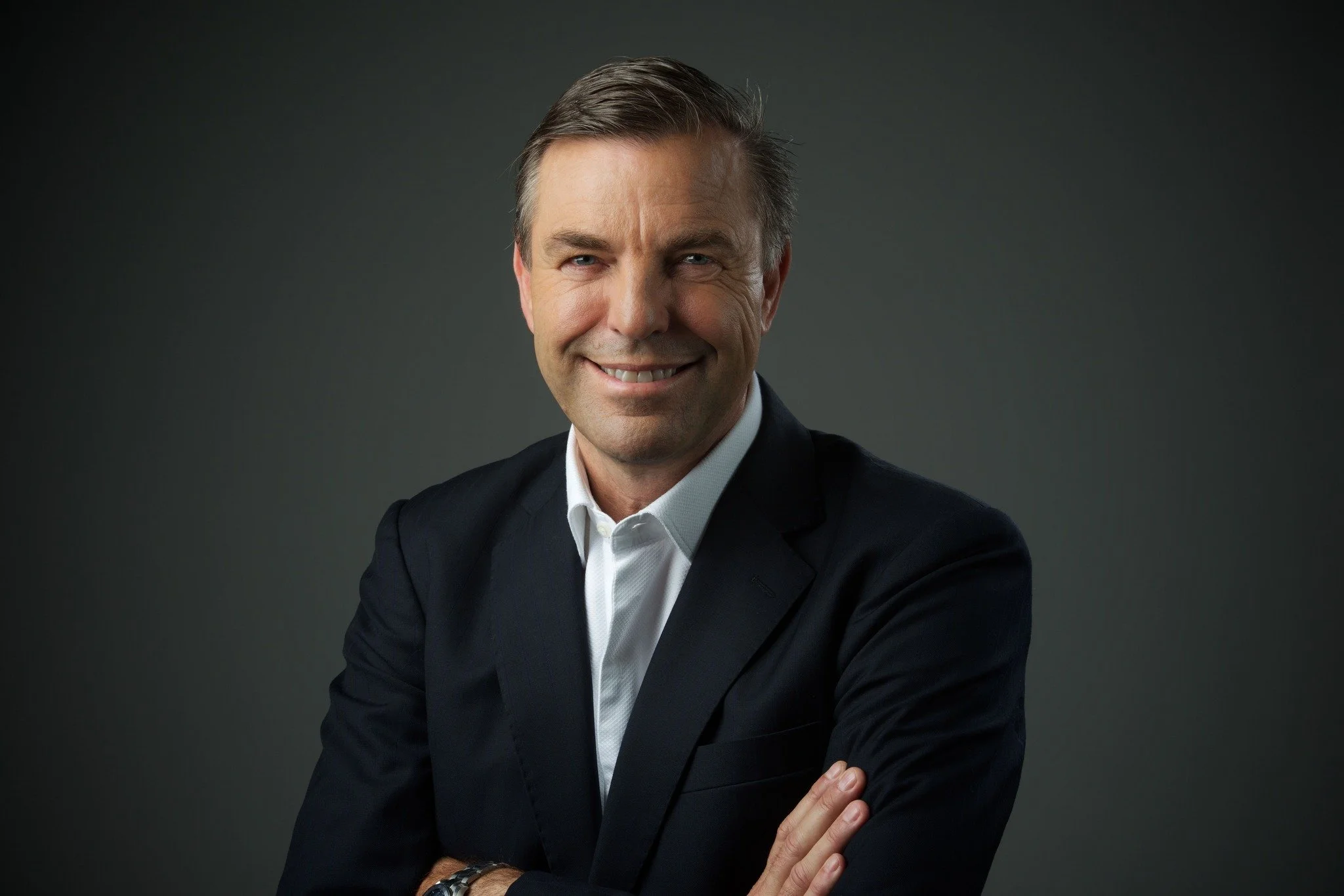 #torontophotographer #headshotphotographer #headshot #businessportrait 👔