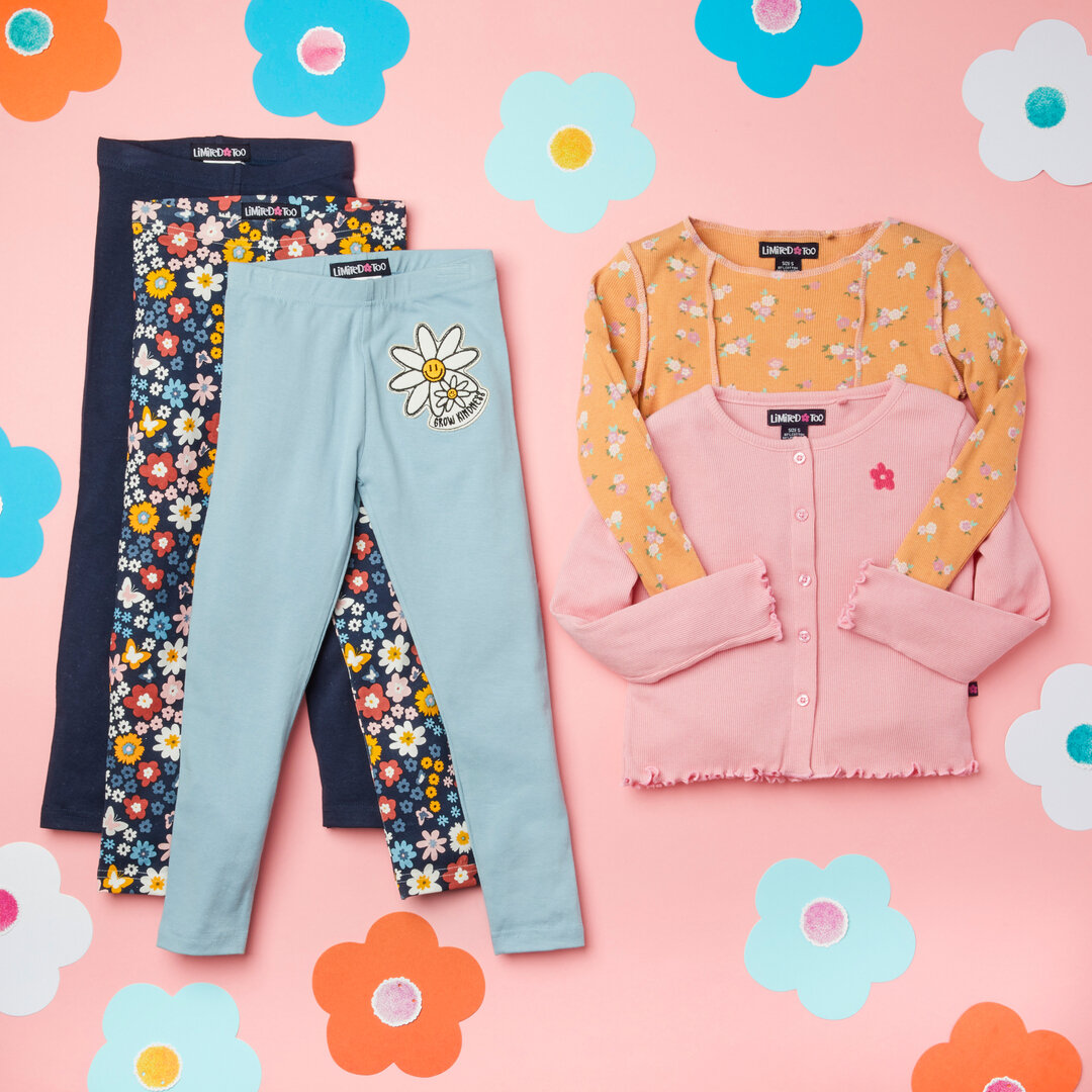 At Limited Too, everything you need for school, day and play! ​⁣​🌸🌼​
​
#LimitedToo