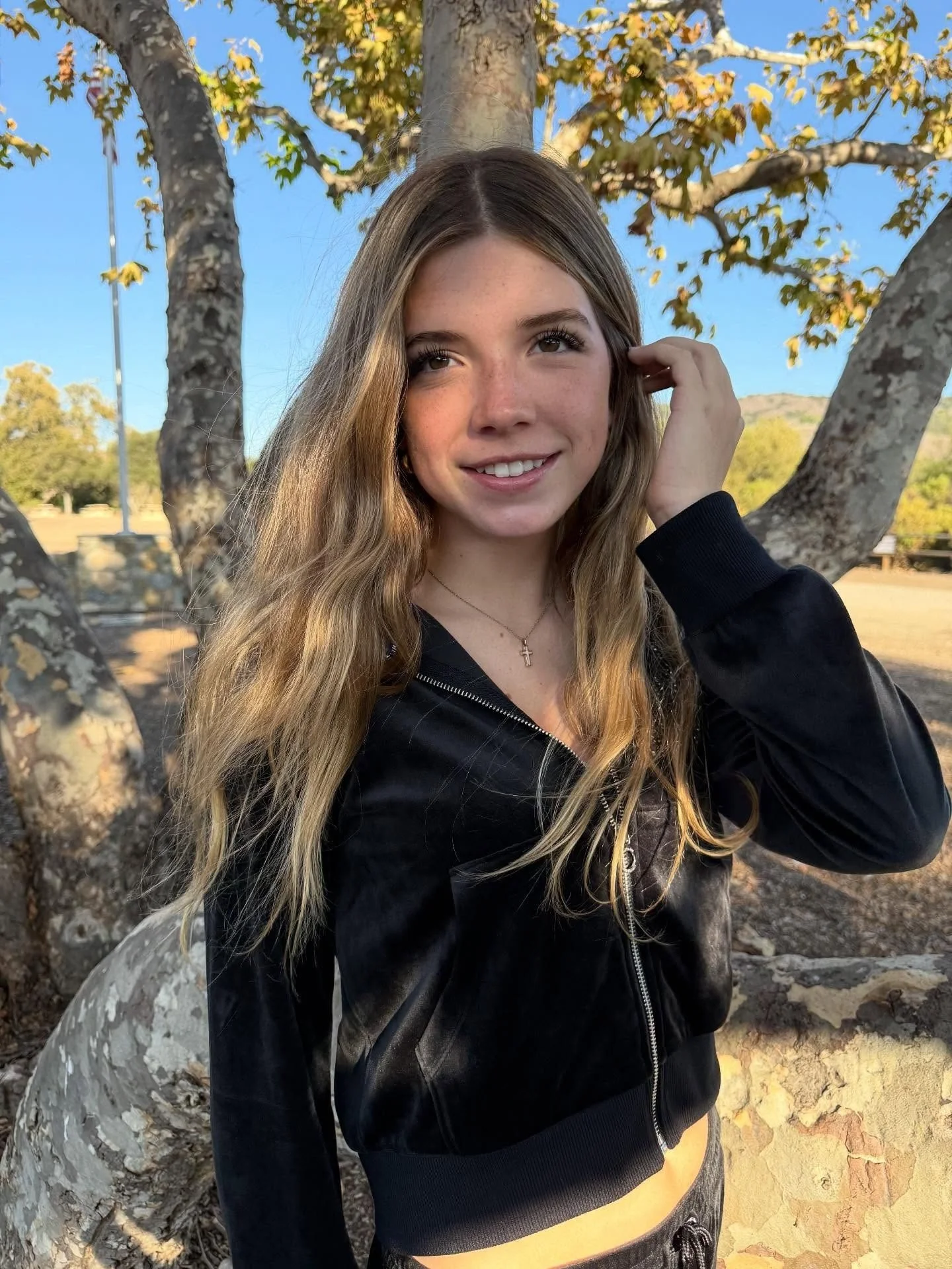 quite literally obsessed with @aria.starnes in the Limited Too velour set from @SamsClub 🤩