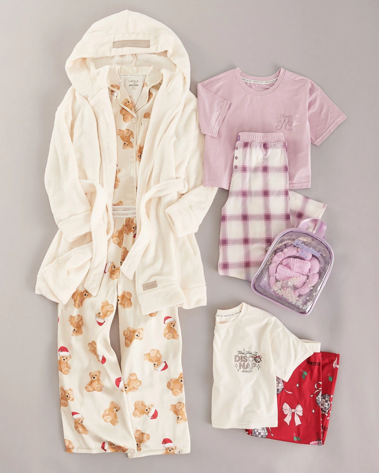 Holiday mode: on 🎄
Shop cozy PJ's and fun sleepover kits now @Kohls
