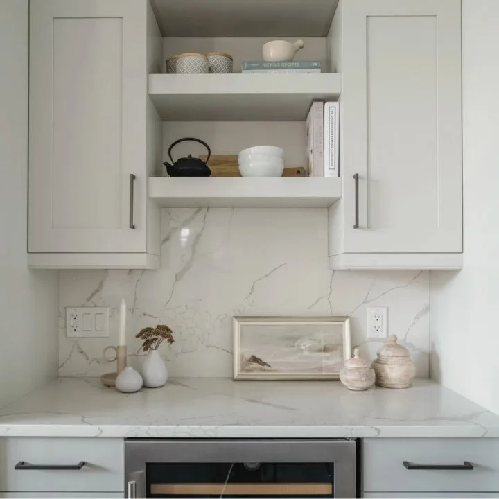 DESIGN CONSULTATION GIVEAWAY 🎉 

Ready to transform your space? I&rsquo;d love to help! 

Enter to win a one-on-one virtual consultation with me! 

&rarr; How does the consultation work? 
You&rsquo;ll select a date &amp; time from our booking calend