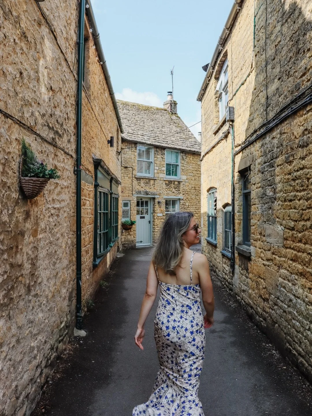 last year&rsquo;s birthday trip to England 🤍

Still reminiscing, especially with spring around the corner! I&rsquo;ll be revisiting a few favourite stays, shops and little details that still inspire me over the next few weeks!

#travellingdesigner #