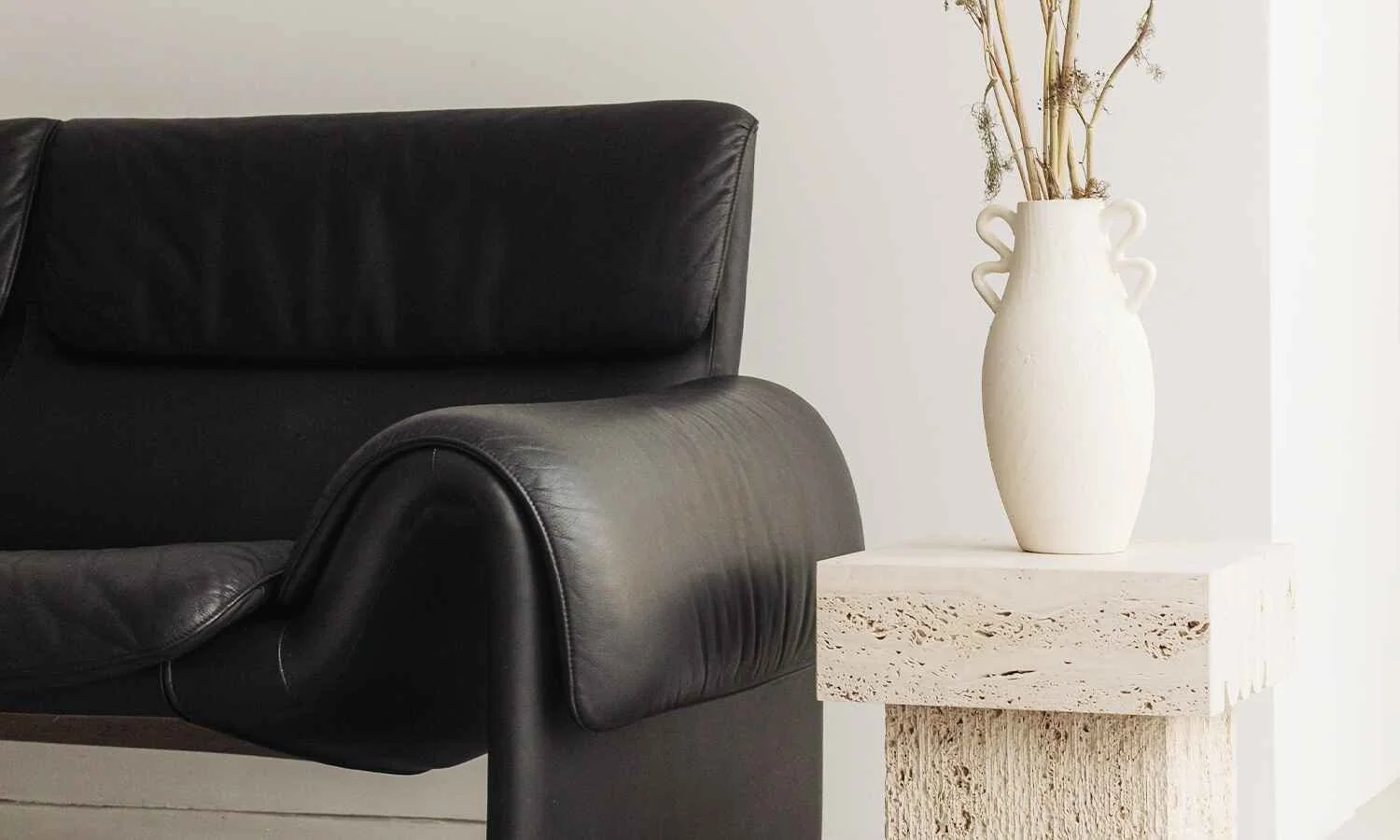 Official website terms, privacy policy, and agency terms for DAS London property branding agency.