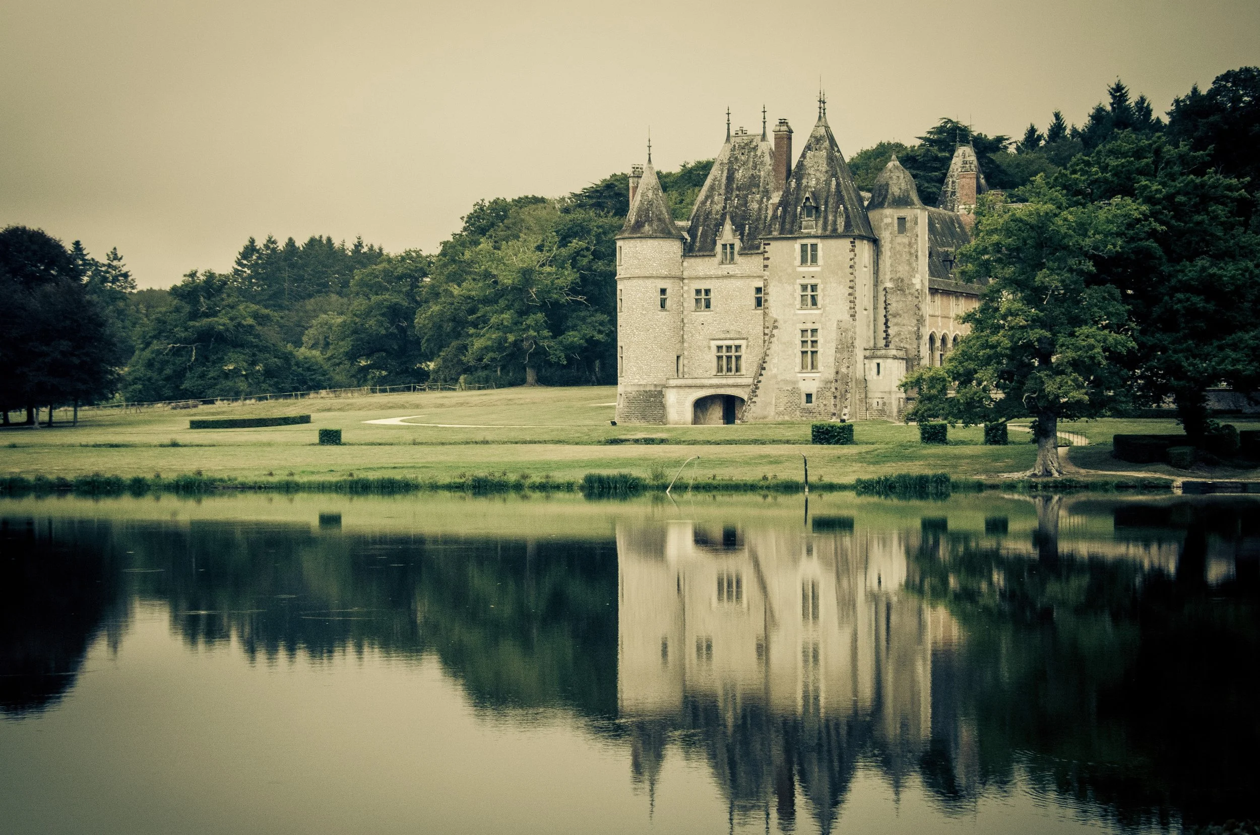 Loire Valley Château Weddings