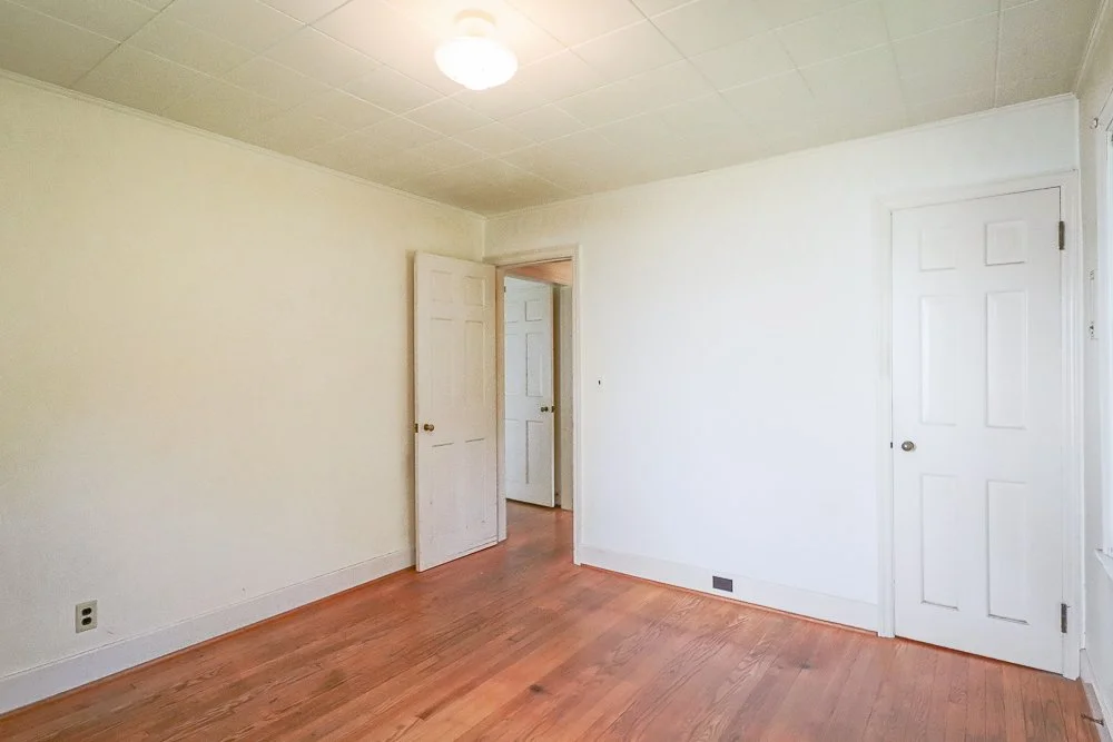 26 Houseman Primary bedroom