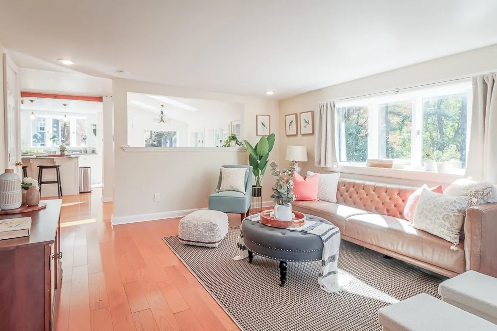 42 White Mills living room 2.jpg