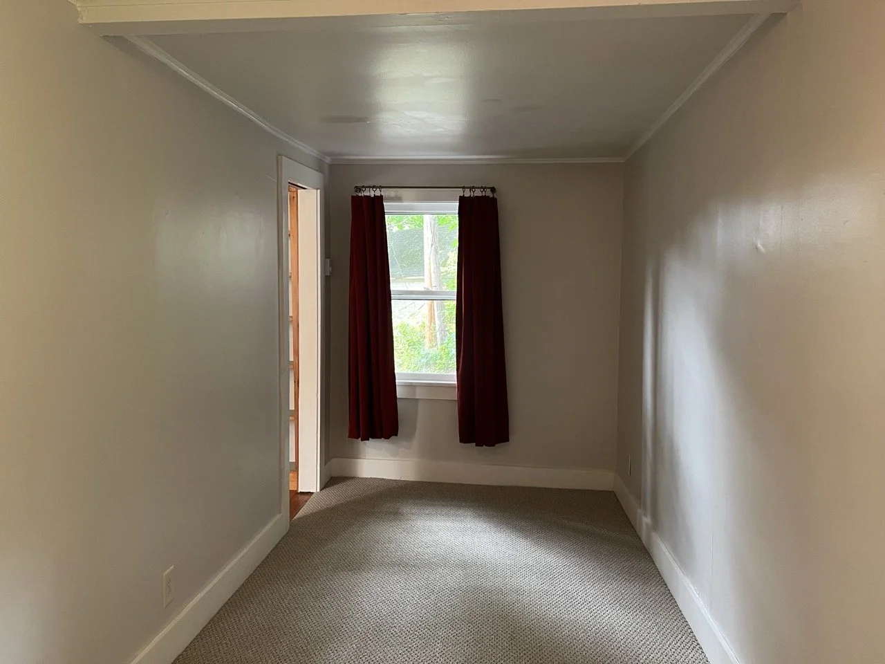 7 Pohndorf bedroom.jpeg