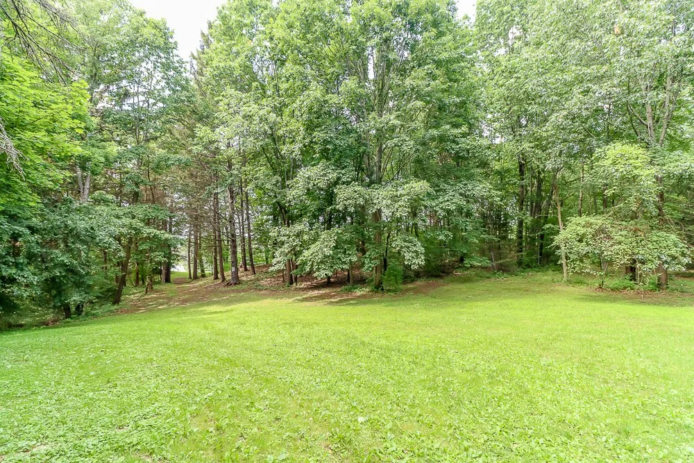 Orinsekwa grounds.jpg