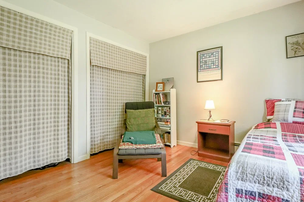 682 Route 203-3rd bedroom closets.jpg