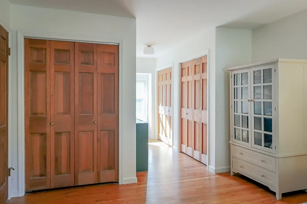 46 Hawthorne primary bedroom closets.jpg