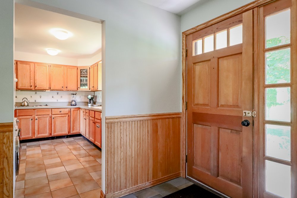 682 Route 203-foyer to kitchen.jpg