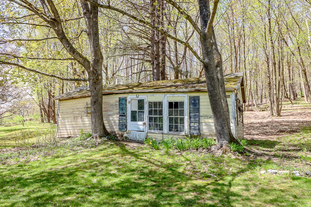 187 West potting shed.jpg