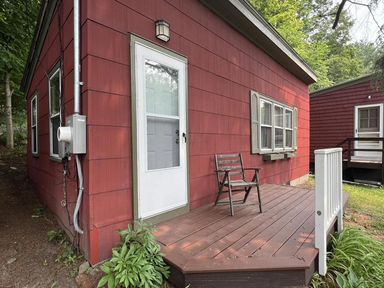 7 Pohndorf front door & deck.jpeg