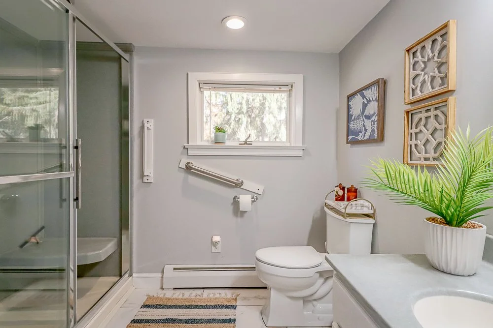 42 White Mills bath 2.jpg