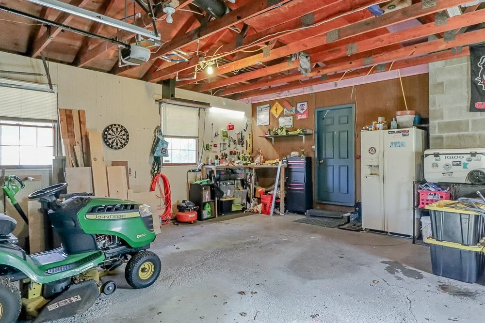 46 Hawthorne garage 2.jpg