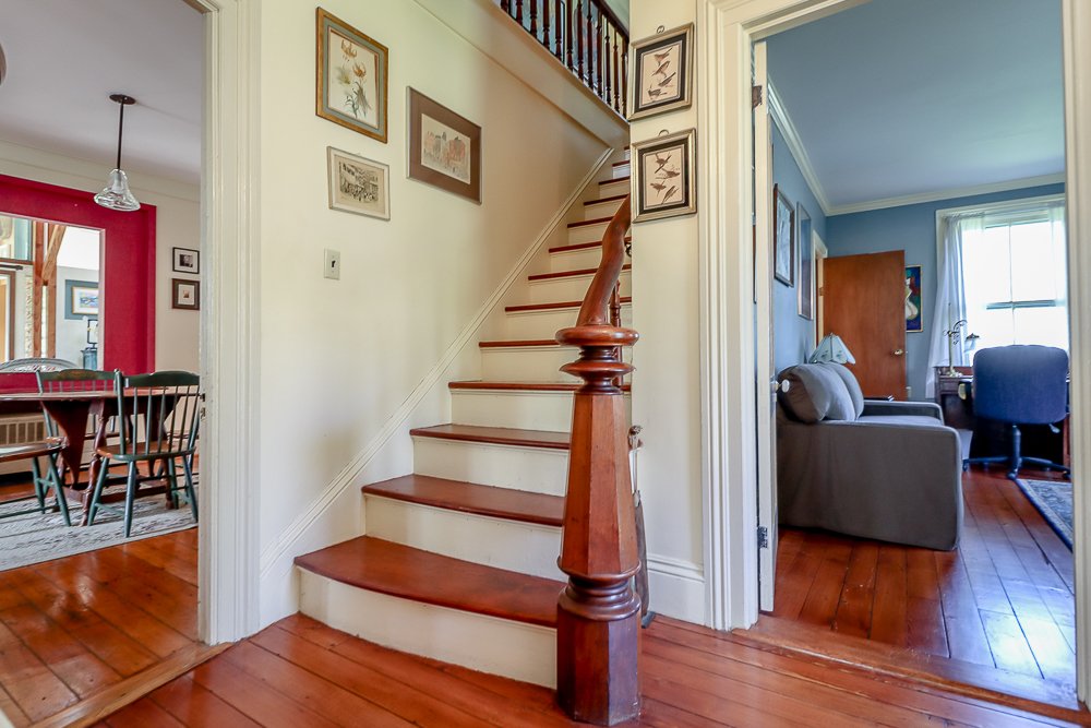 187 West stairs.jpg