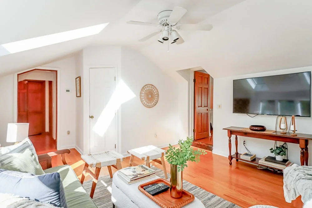 42 White Mills 2nd fl bonus room 4.jpg