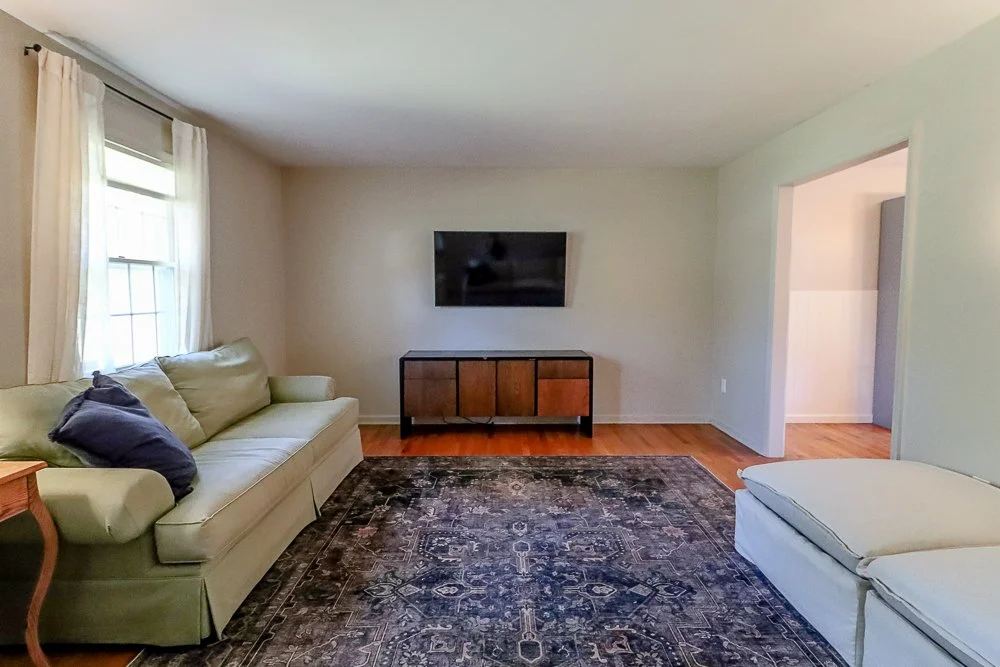 46 Hawthorne LR.3.jpg