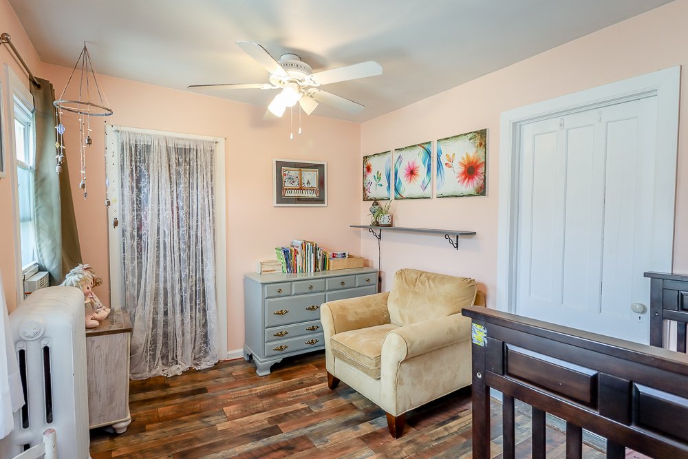 34 Elm small bedroom.jpg