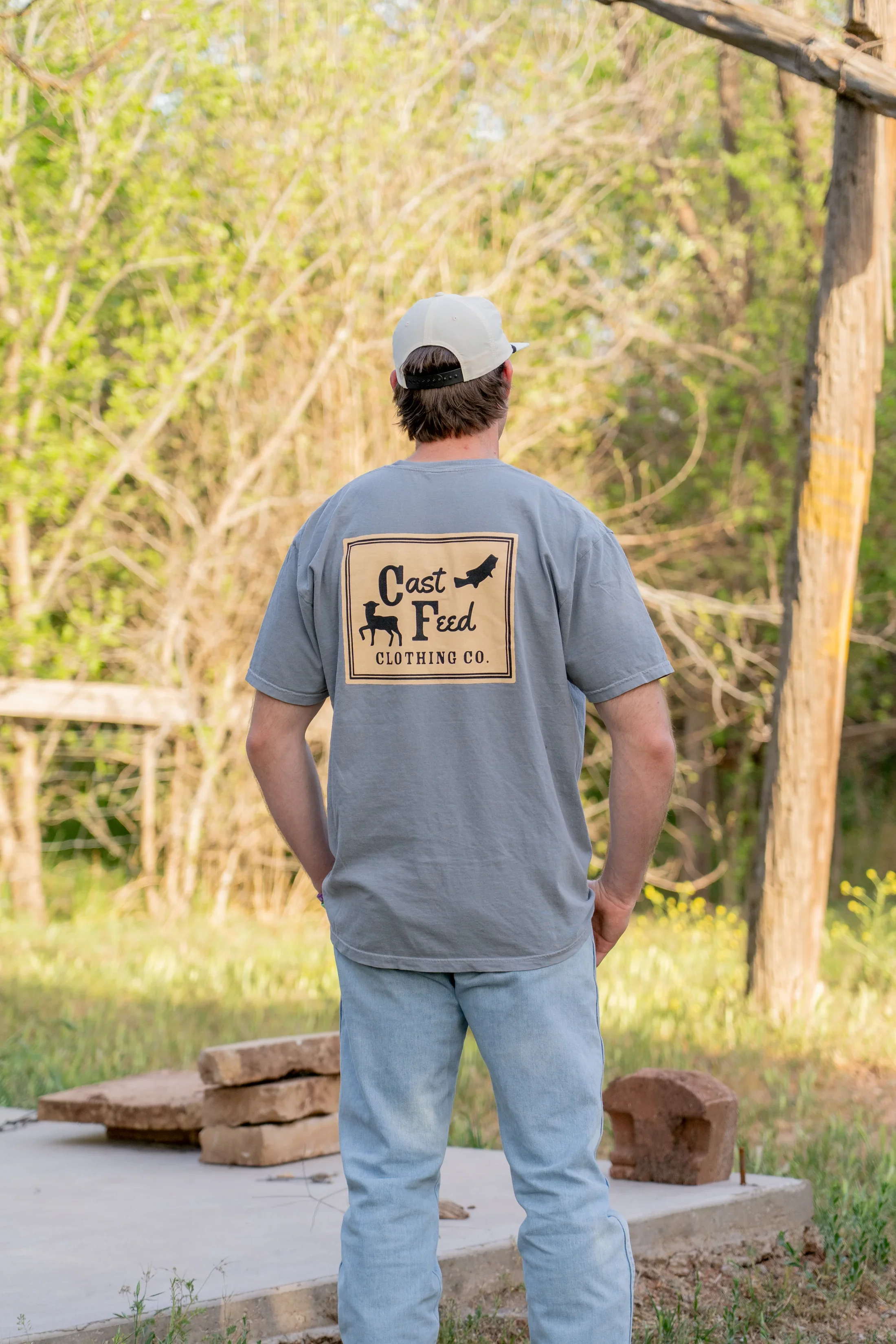 Cast & Feed merch by Mysterian.Design