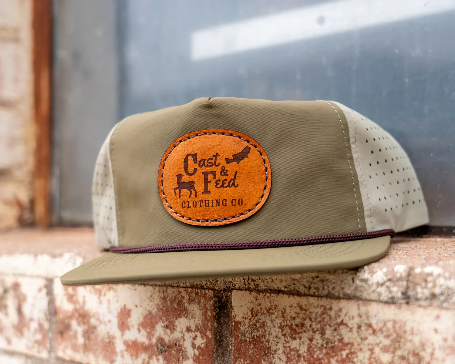 Cast & Feed merch by Mysterian.Design