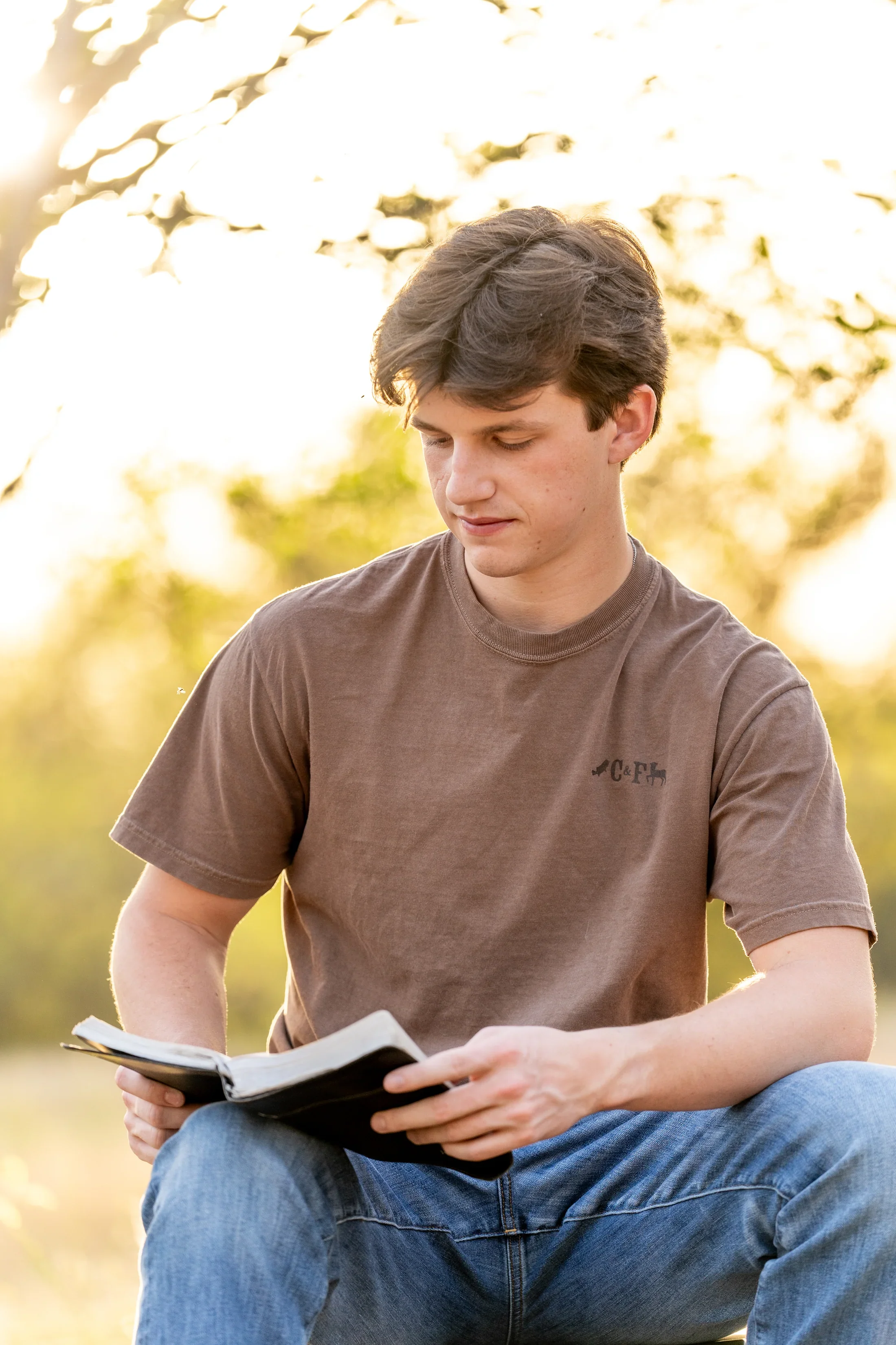 Cast & Feed merch by Mysterian.Design