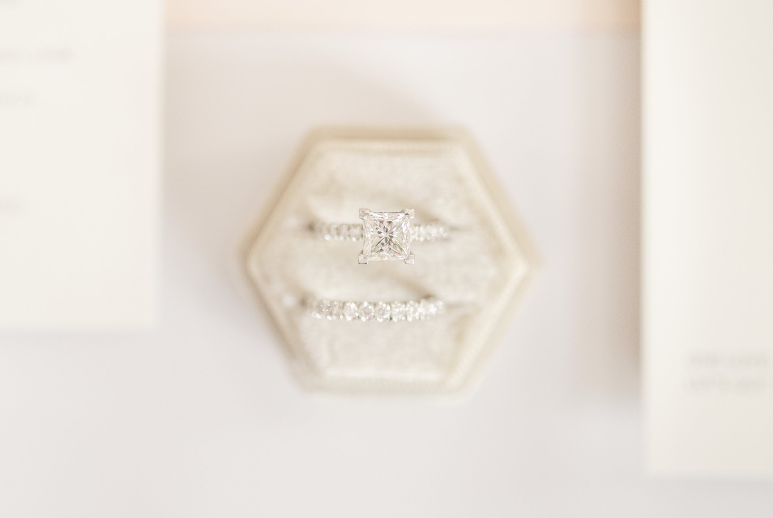 Graydon-Hall-Manor-Toronto-Wedding-Planner-Studio2000-12.jpeg