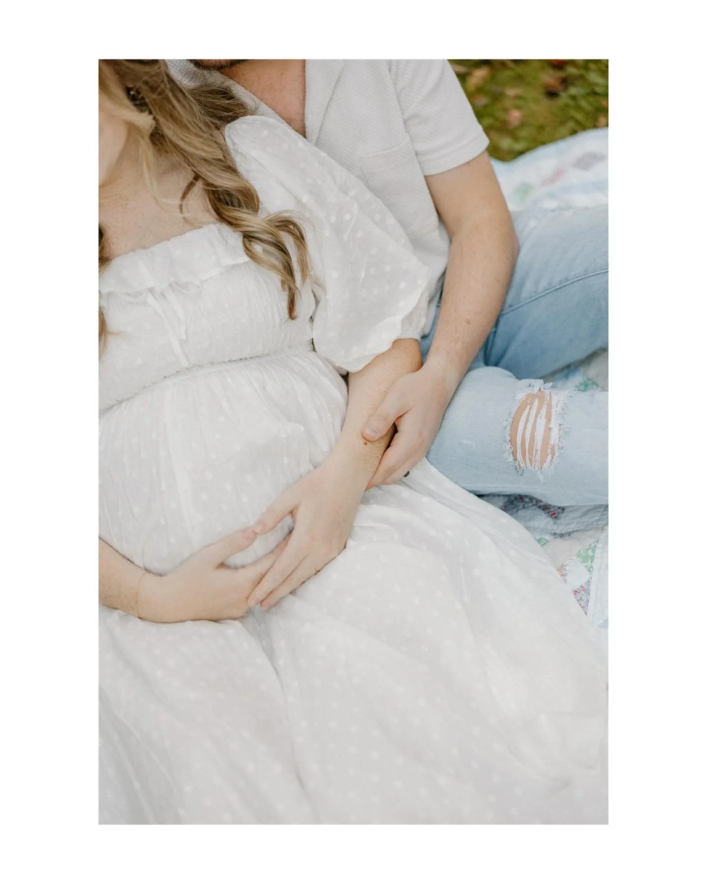 Megan + Josh are becoming a family of three soon 🥹 can&rsquo;t wait to meet this little one.