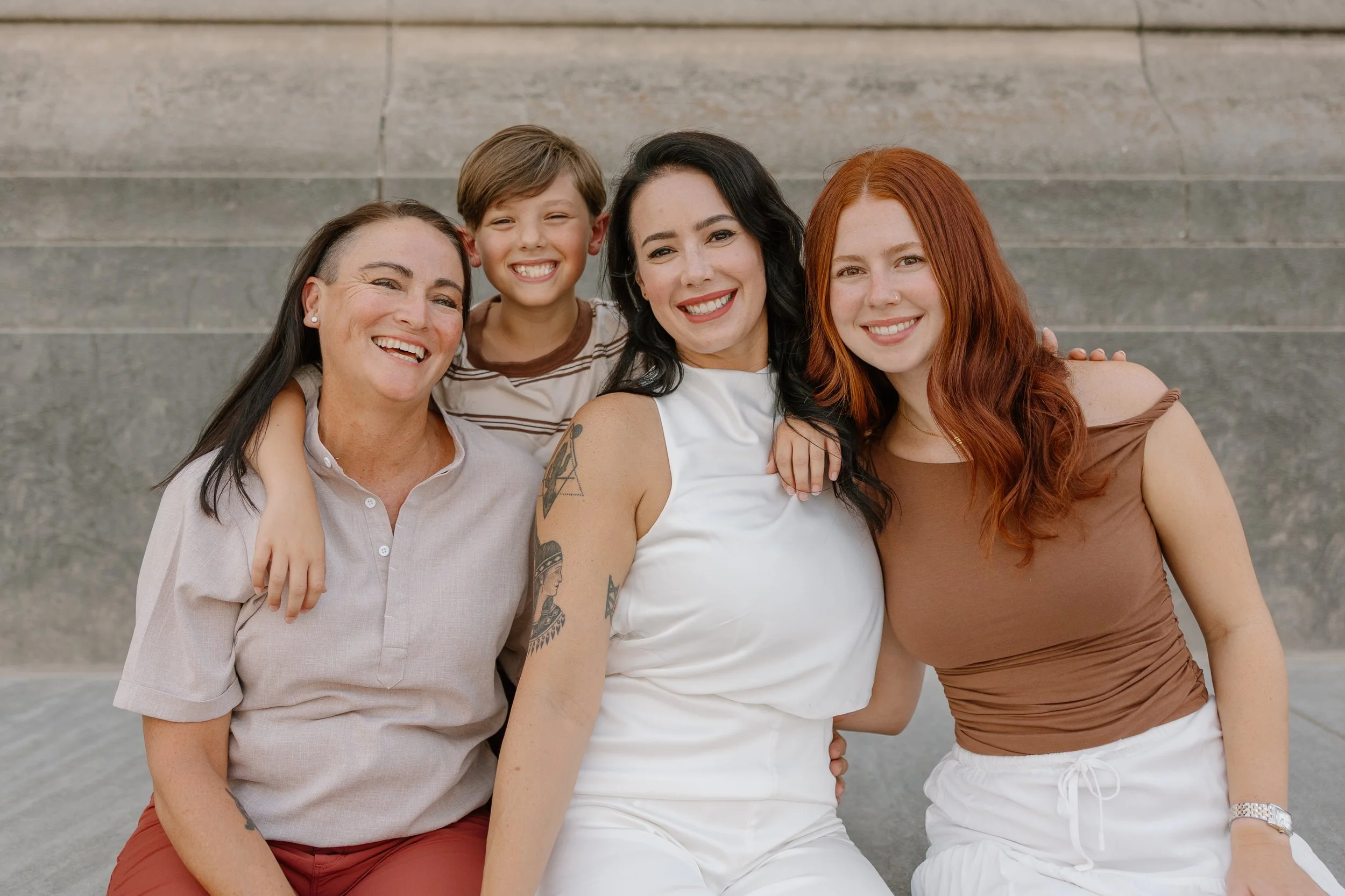 Lindy_Photo_Co_Tracy_&_Nicole_0028.jpg