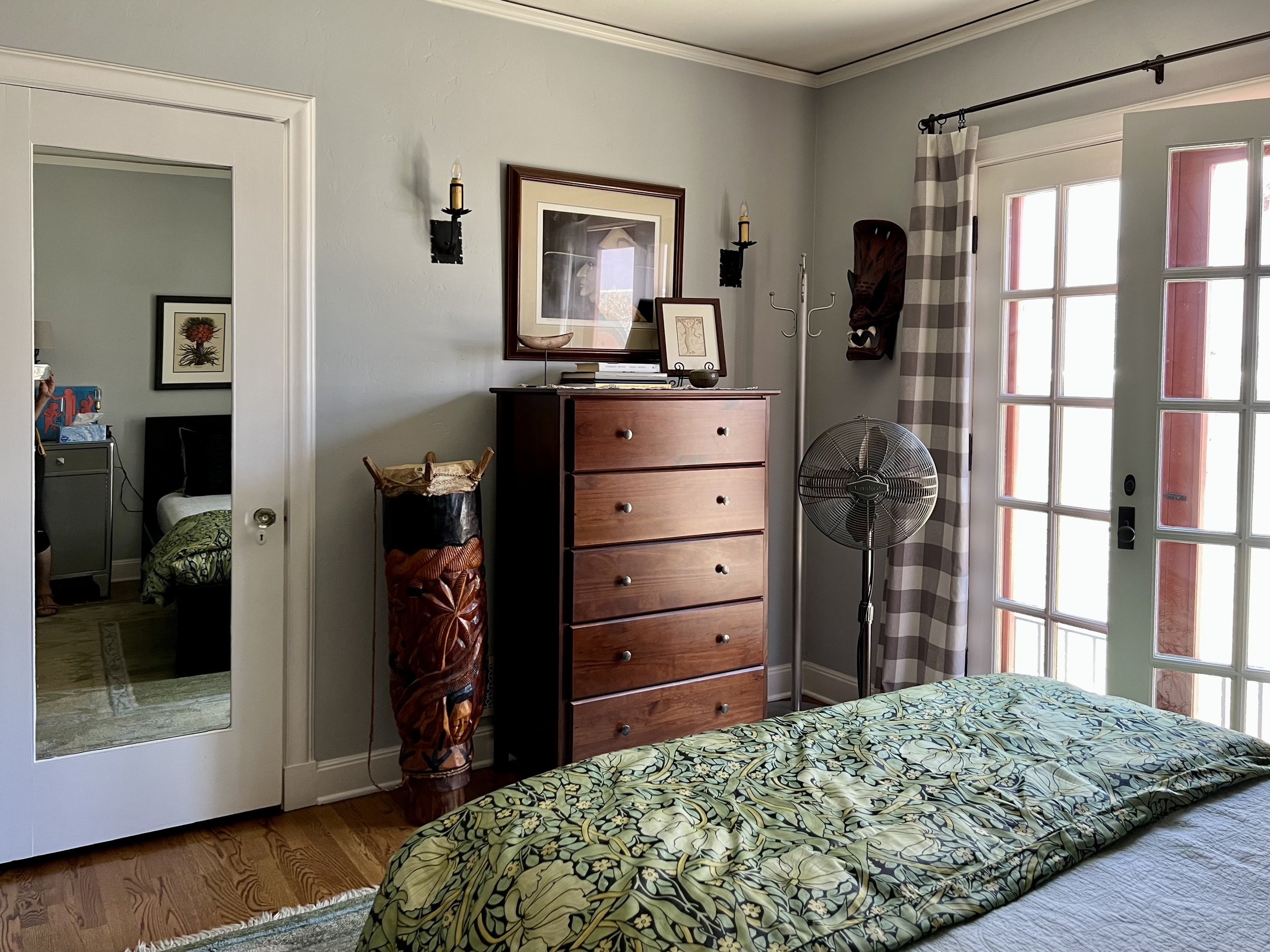 Bedroom 1, view 2