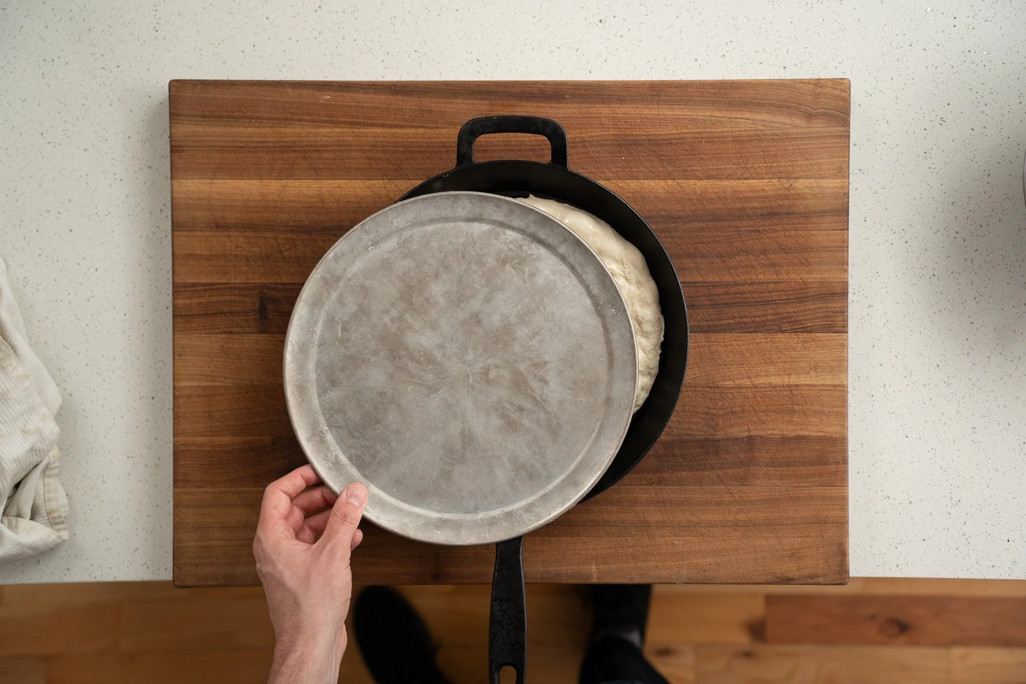 cover cast iron dough with lid