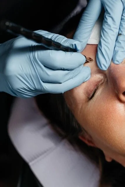 Fade and Reframe: The Brow Reset for Softer, Natural Permanent Makeup