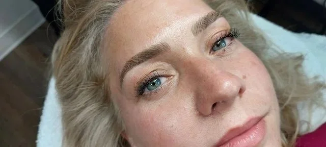 Nano Brows vs. Microblading: Is Microblading Really Outdated?