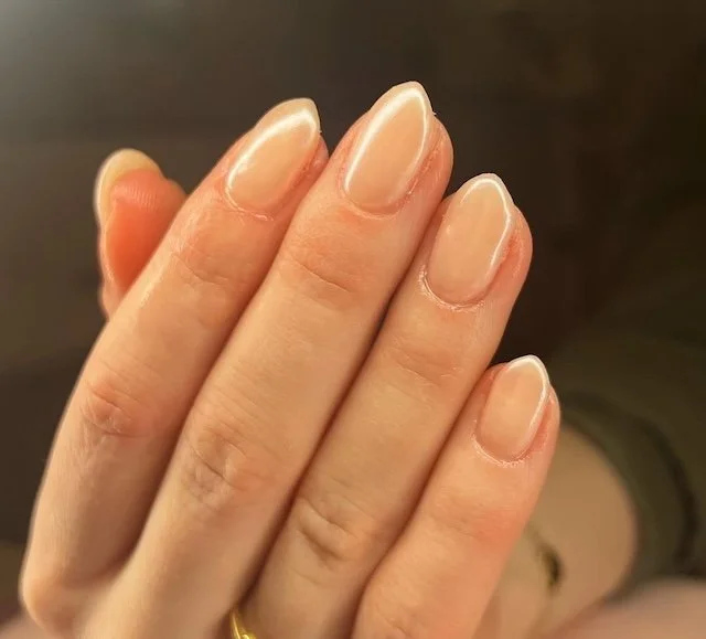 A soft neautral name with a subtle chrome finish