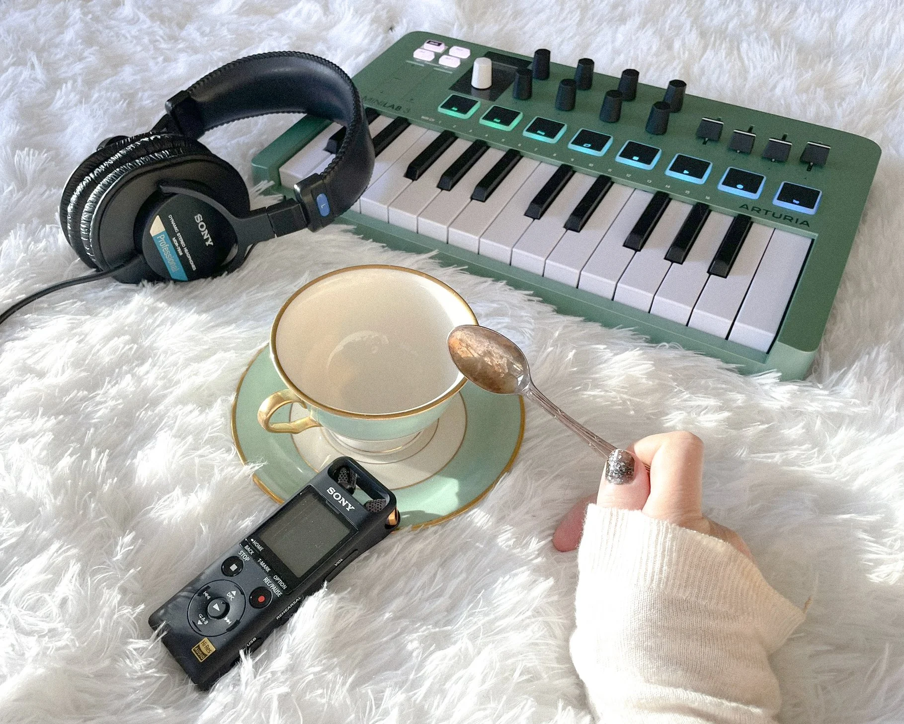 How a Vintage Teacup Ended Up In a Song