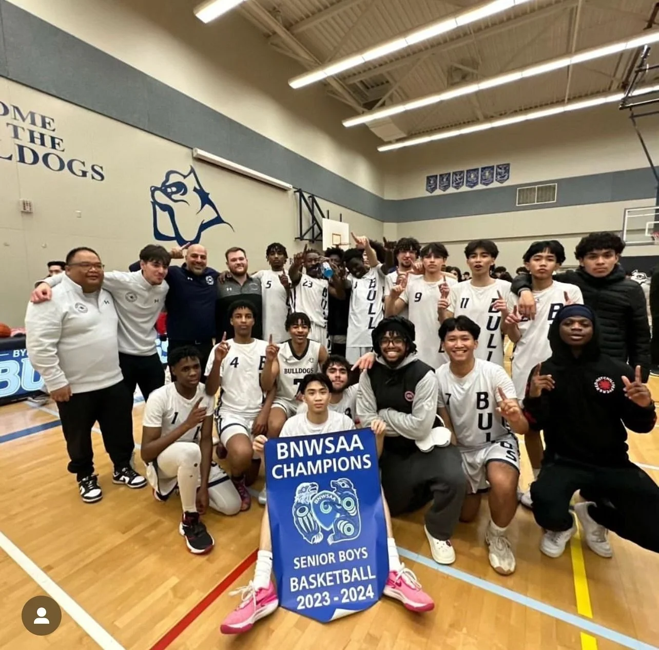 Congrats to @byrnebball Sr boys on winning the Burnaby/New West banner last week! This group also ended the regular season ranked as the #1 3A team in the province!

Shoutout to our guys @joshua.marier8 @justinpamintuann @baby_blue4x @karimjacobss @s
