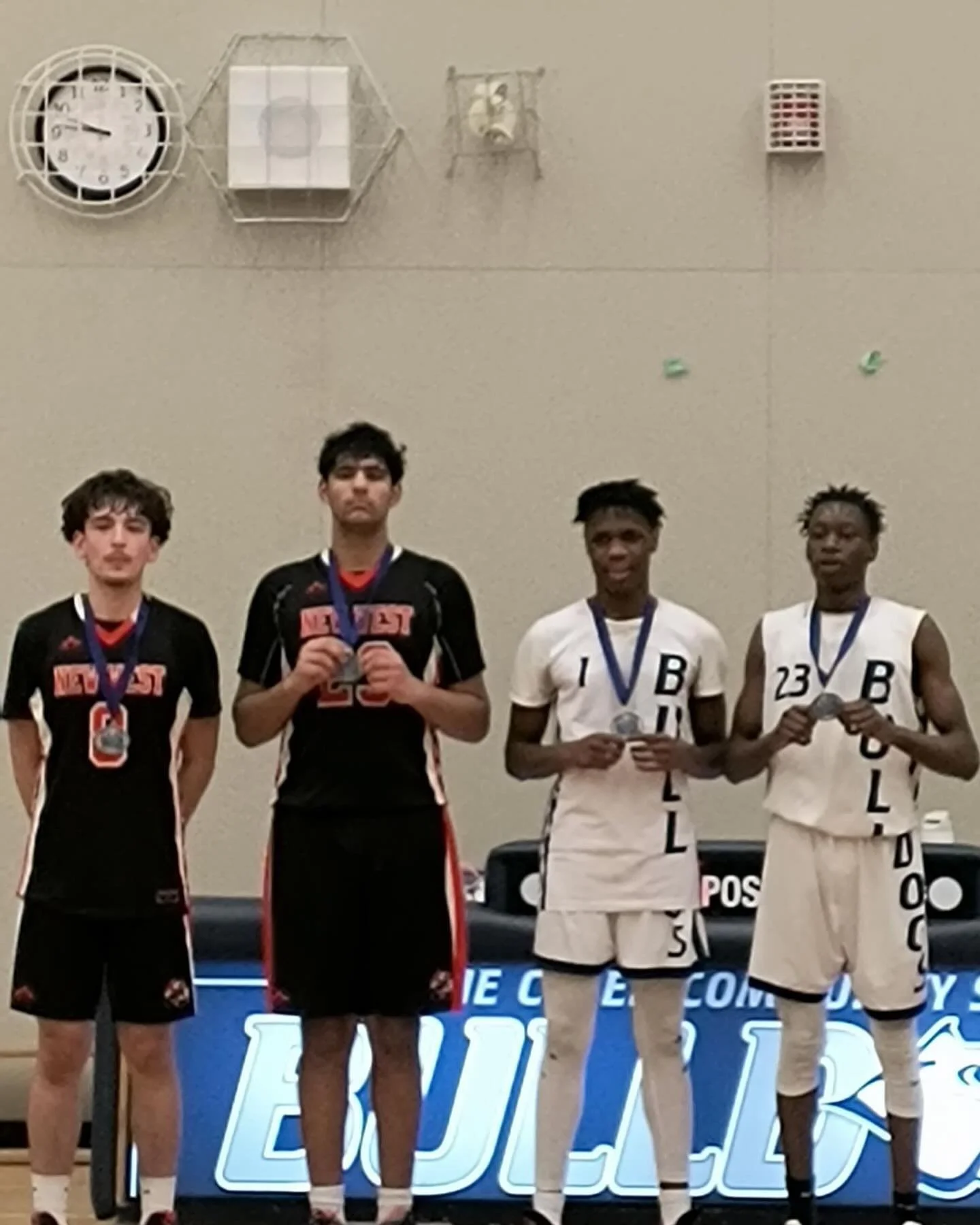 Congrats to our guys @elianalucema and @faiyaaz34 on being named Burnaby/New West 4A Sr boys all-star! 

Although the boys came up short losing by 1 point to the #1 ranked 3A @byrnebball , the boys battled hard all game long. We&rsquo;re proud of how