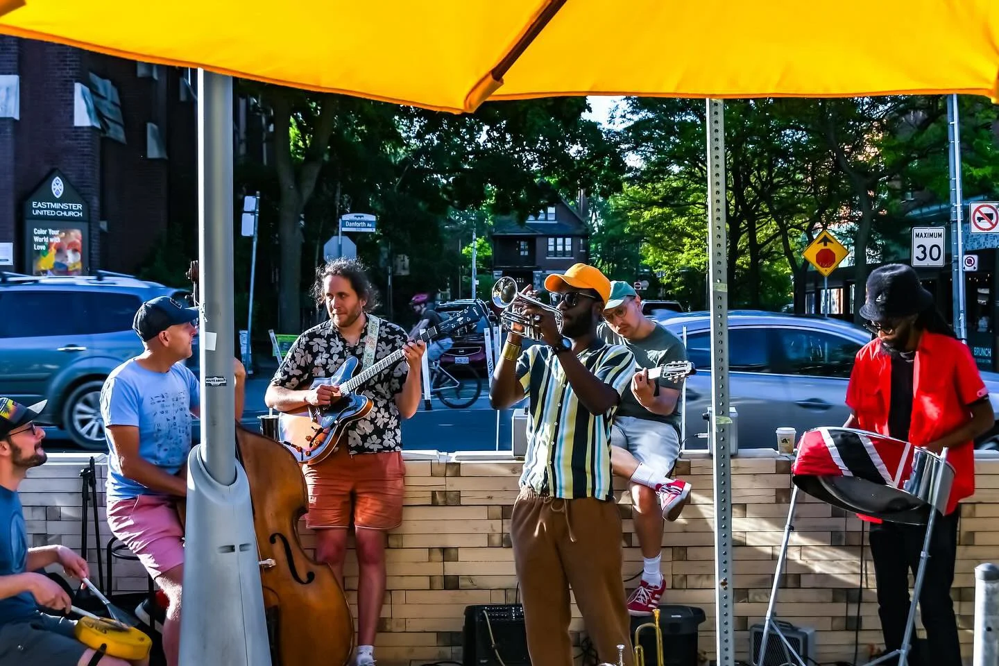 BD Beats at Papyrus Restaurant on the Danforth 