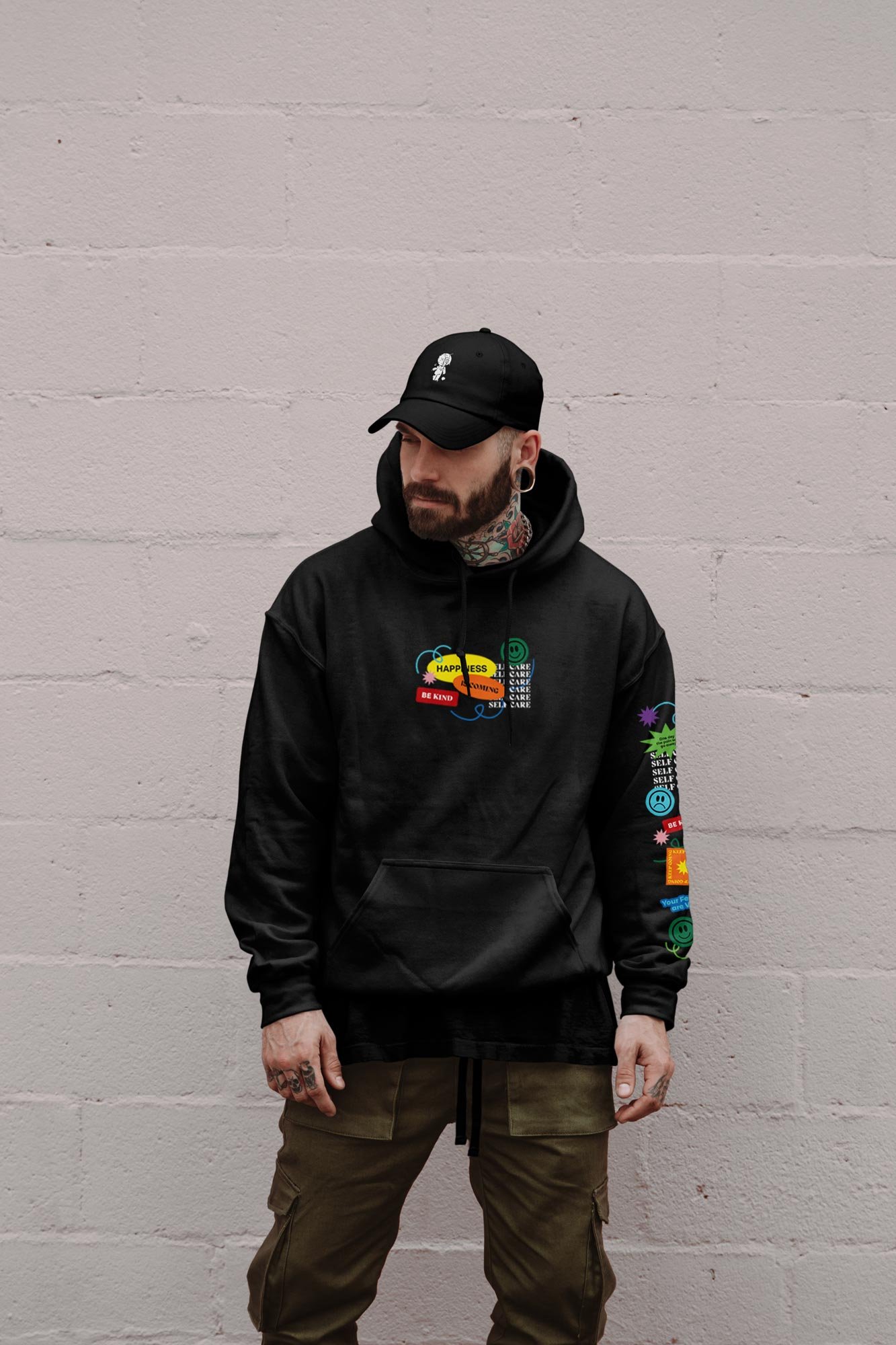 Image5_HoodieModel.jpg